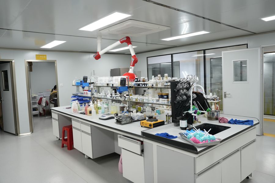 R&D lab